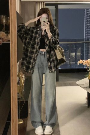 Women's Early Spring American Retro Long Sleeve Plaid Shirt - Trendy Mid-Length Jacket for Petite Sizes in Spring and Autumn