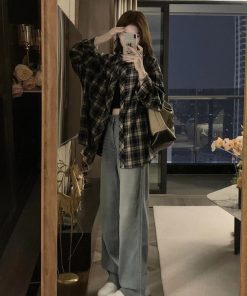 Women's Early Spring American Retro Long Sleeve Plaid Shirt - Trendy Mid-Length Jacket for Petite Sizes in Spring and Autumn