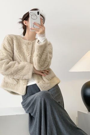 Women's Eco-Friendly Shearling Faux Fur Coat in Chanel Style for Winter - Plush and Stylish Outerwear