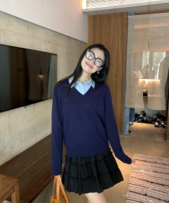 Women's Elegant V-Neck Sweater - Loose Fit, Slimming Knit Pullover Top for Spring & Autumn, High-End Quality Fashion