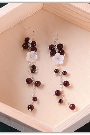 Women's Ethnic Style Super Long Red Agate Drop Earrings with Shell Flower Accent - Unique Face-Slimming Accessories