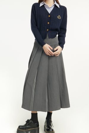 Women's Faux Two-Piece Knitted Top and Pleated Skirt Set - American College Style, Youthful Spring Fashion 2025