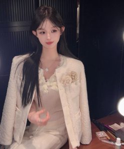 Women's Floral Short Woolen Coat with Down Lining - Winter 40% Wool Overcoat for Cozy Style