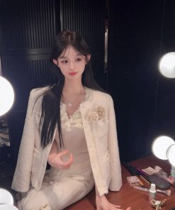 Women's Floral Short Woolen Coat with Down Lining - Winter 40% Wool Overcoat for Cozy Style