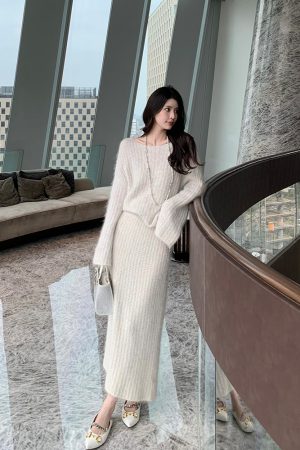 Women's French Alpaca Wool Knitted Sweater with Slightly Flared Sleeves - Elegant Winter Fashion