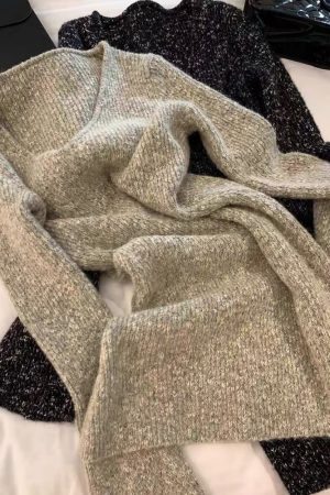 Women's French-Style V-Neck Knitted Dress - Elegant Pure Desire Inner Layer Black Short Skirt for Winter Fashion