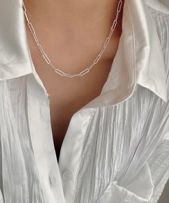 Women's Geometric Ring Necklace - Minimalist Light Luxury Clavicle Chain, 2025 New Style, Niche Design for Modern Elegance