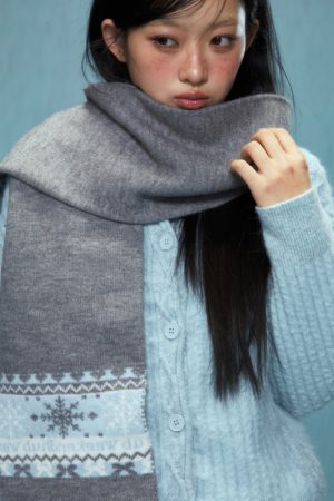 Women's Gray Cashmere Scarf - High-End Winter Accessory in Solid Color, 2025 Korean Style for Cozy Atmosphere