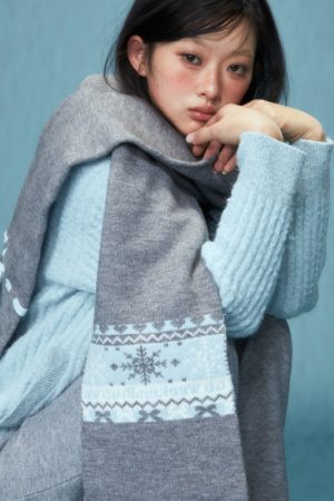 Women's Gray Cashmere Scarf - High-End Winter Accessory in Solid Color, 2025 Korean Style for Cozy Atmosphere