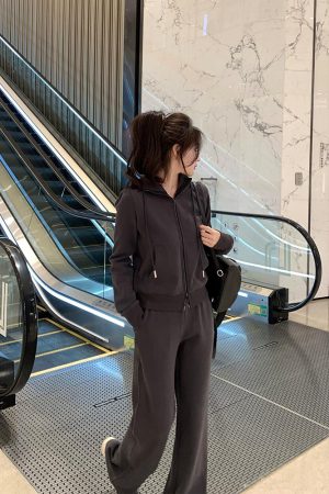 Women's Gray Casual Sports Suit - Hooded Sweatshirt & Pants Two-Piece Set for Autumn/Winter, Cozy & Stylish Activewear