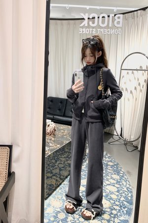 Women's Gray Casual Sports Suit - Hooded Sweatshirt & Pants Two-Piece Set for Autumn/Winter, Cozy & Stylish Activewear
