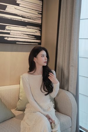 Women's Heavy Wool Knitted Shirt - Slim Fit Elegant Base Top in Feather Yarn Satin - Spring 2025 Fashion