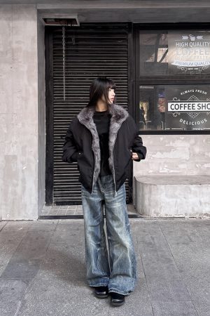 Women's High-Quality Flight Jacket with Fur Collar, Thick American Style Cotton Coat, Trendy Stand Collar for Winter Fashion
