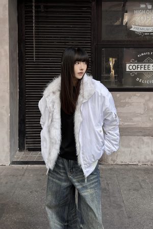 Women's High-Quality Flight Jacket with Fur Collar, Thick American Style Cotton Coat, Trendy Stand Collar for Winter Fashion