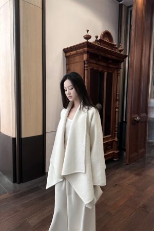 Women's High-Quality Wool Blend Long Sleeve T-Shirt - Spring/Summer Base Layer, Versatile Outerwear, Essential Fashion Top