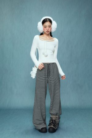 Women's High-Waisted Wide-Leg Striped Pants - Loose BF Style for Autumn/Winter 2025, Casual Chic Glutinous Rice Trousers