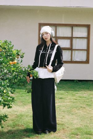 Women's Knitted Cardigan - Short Slim-Fit Sweater Coat, Korean Style, Autumn/Winter 2025 Fashion
