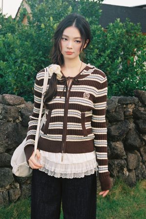 Women's Knitted Cardigan - Short Sweater Jacket for Autumn/Winter 2025, Stylish Knit Top for Cozy Layering