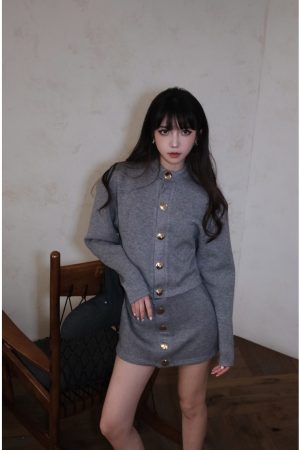 Women's Knitted Cardigan and High-Waisted Slim A-Line Skirt Set - Chic Clearance Style for 70s Inspired Look
