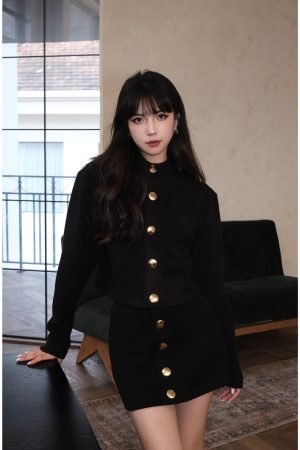 Women's Knitted Cardigan and High-Waisted Slim A-Line Skirt Set - Chic Clearance Style for 70s Inspired Look
