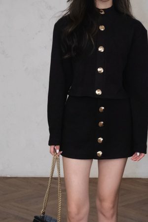 Women's Knitted Cardigan and High-Waisted Slim A-Line Skirt Set - Chic Clearance Style for 70s Inspired Look