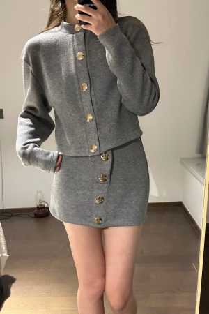 Women's Knitted Cardigan and High-Waisted Slim A-Line Skirt Set - Chic Clearance Style for 70s Inspired Look