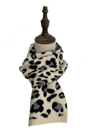 Women's Knitted Wool Scarf - 2025 Winter Korean & Japanese Style Versatile Warm Faux Cashmere Neck Warmer in Off-White