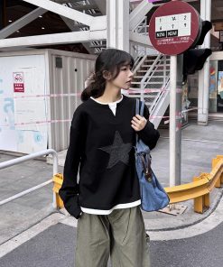 Women's Loose-Fit Long Sleeve T-Shirt with Fake Two-Piece Design and Star Patch - Trendy Spring and Autumn Top
