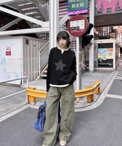 Women's Loose-Fit Long Sleeve T-Shirt with Fake Two-Piece Design and Star Patch - Trendy Spring and Autumn Top