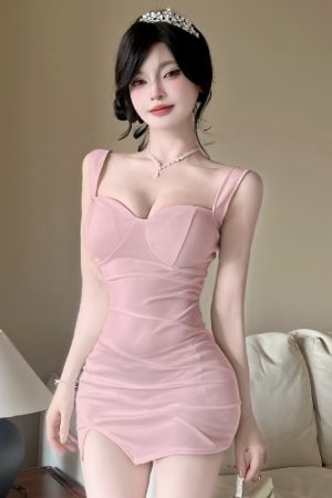 Women's Low-Cut Deep V-Neck Bodycon Slip Dress - Slim Fit Waist-Cinching Nightclub Style for a Sexy Look
