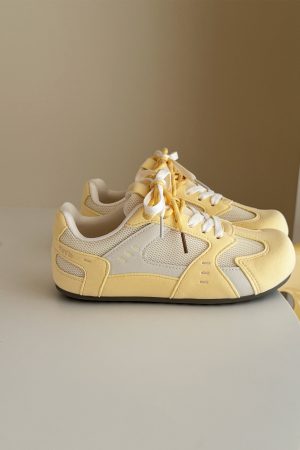 Women's Mesh Breathable Training Shoes - Thick-Soled White Sneakers for Summer 2025, Versatile Soft Bottom Athletic Footwear