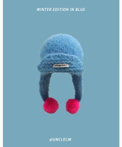 Women's Oversized Knitted Wool Beanie Hat - Blue Ear-Protecting Design for Autumn and Winter, Flattering Style