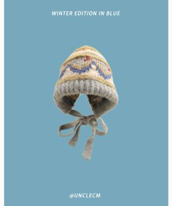 Women's Oversized Knitted Wool Beanie Hat - Blue Ear-Protecting Design for Autumn and Winter, Flattering Style