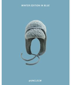 Women's Oversized Knitted Wool Beanie Hat - Blue Ear-Protecting Design for Autumn and Winter, Flattering Style