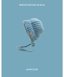 Women's Oversized Knitted Wool Beanie Hat - Blue Ear-Protecting Design for Autumn and Winter, Flattering Style