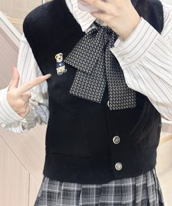 Women's Pudding Bear Knitted Vest - V-Neck Sleeveless Jacket for Autumn & Winter Layering, Cute Academy Style