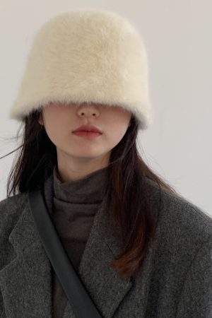 Women's Rabbit Fur Bucket Hat - Plush Fisherman's Style, Warm and Versatile Winter Accessory for Round Faces, Trendy Korean Fashion