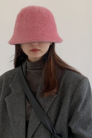 Women's Rabbit Fur Bucket Hat - Plush Fisherman's Style, Warm and Versatile Winter Accessory for Round Faces, Trendy Korean Fashion