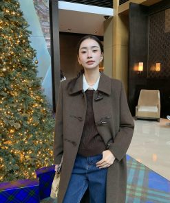 Women's Round Neck Cable Knit Vest - Stylish Sleeveless Pullover Cardigan Top for Casual and Chic Outfits