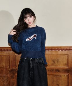 Women's Round Neck Pullover Sweater - 70% Wool, Short Knit Top, Chic Design, Clearance Sale