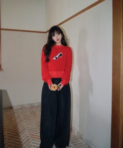 Women's Round Neck Pullover Sweater - 70% Wool, Short Knit Top, Chic Design, Clearance Sale