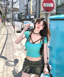 Women's Sexy Off-Shoulder Short Sleeve Backless T-Shirt, Slim Fit Summer Top, Flattering Red Style, Y2K Fashion