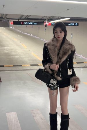 Women's Short Thick Eco-Friendly Suede Fur Coat with Lapel - Winter Jacket for Chic Style
