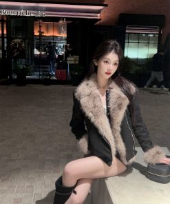 Women's Short Thick Eco-Friendly Suede Fur Coat with Lapel - Winter Jacket for Chic Style