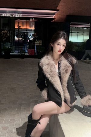 Women's Short Thick Eco-Friendly Suede Fur Coat with Lapel - Winter Jacket for Chic Style