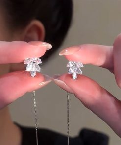 Women's Silver Maple Leaf Ear Thread Earrings - Light Luxury High-Quality Temperament Ear Clips - Trendy 2025 Fashion Accessories