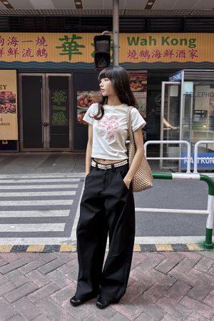 Women's Slim Fit Crop Top - Trendy Short Sleeve T-Shirt for Summer 2025, Y2K Style, Casual Chic Fashion