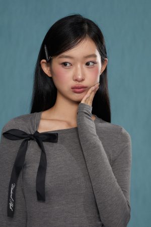 Women's Slim Fit Long Sleeve T-Shirt - Gray Base Layer Top for Spring & Autumn 2025, Perfect for Casual Weekend Style