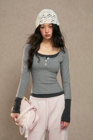 Women's Slim-Fit Long Sleeve T-Shirt, Faux Two-Piece Design, Autumn Winter 2025 Trend, Casual Chic Top
