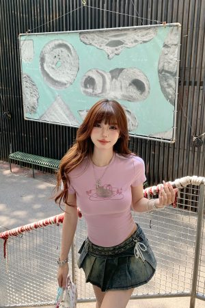 Women's Slim Fit Pink Cat Lace Embroidery T-Shirt - Summer Short Sleeve Waist-Defining Top for Hot Girls, Y2K Style